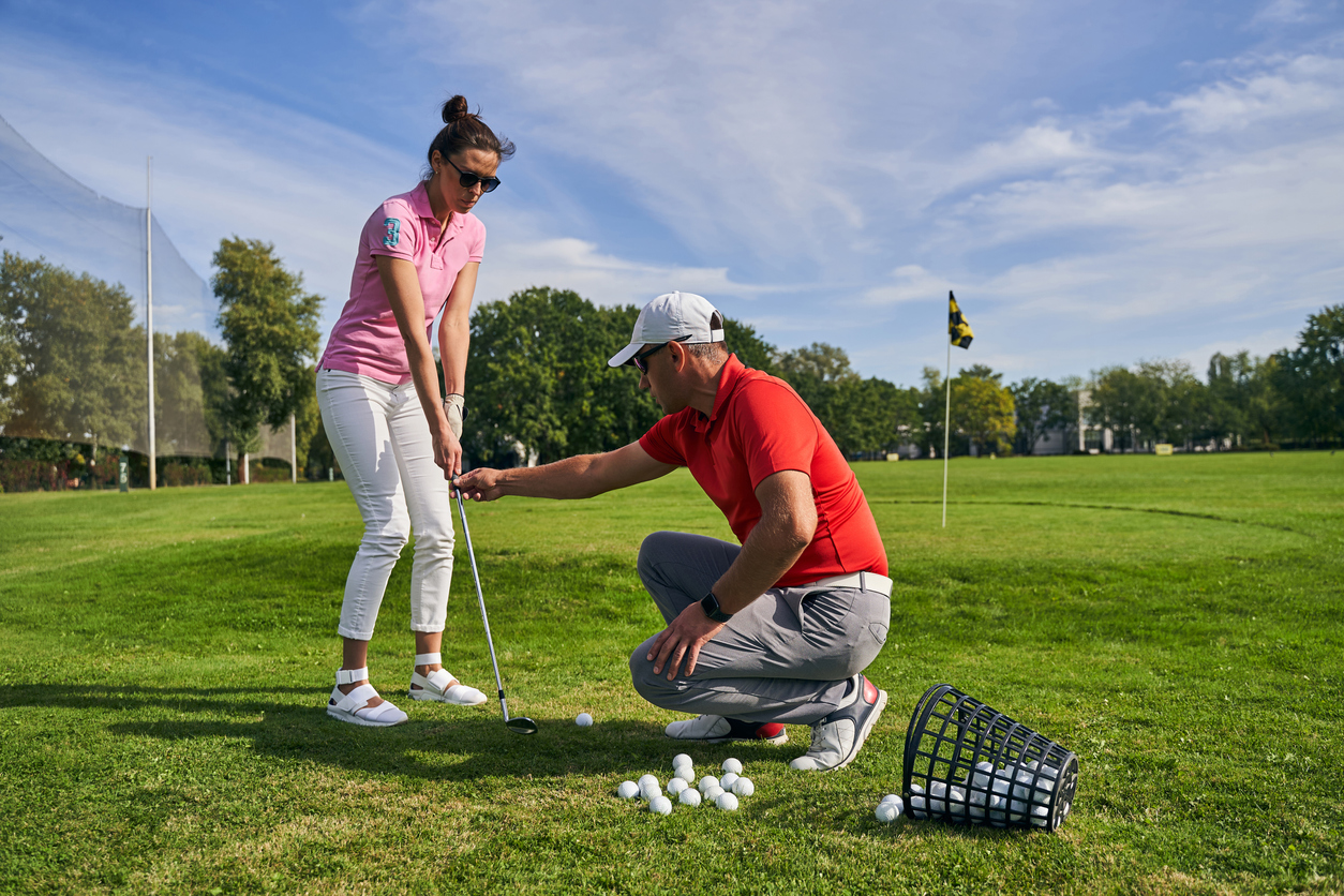 how to become a golf pro