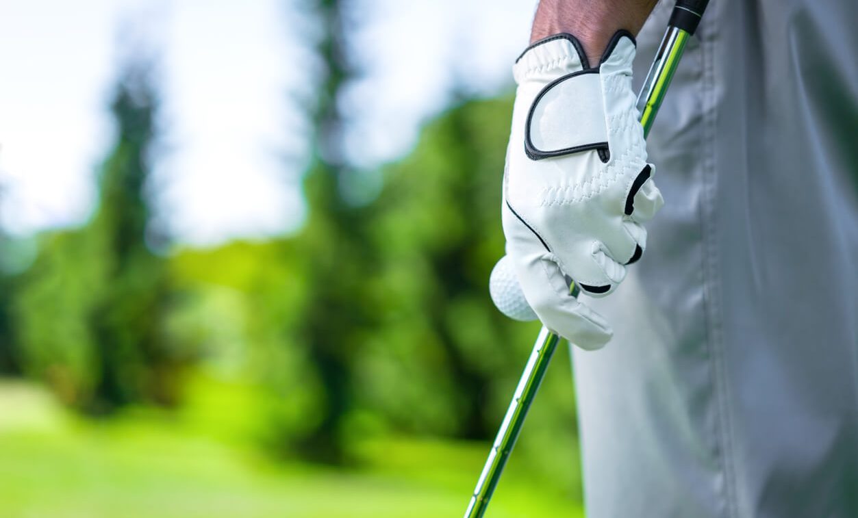 How to look after your golf glove