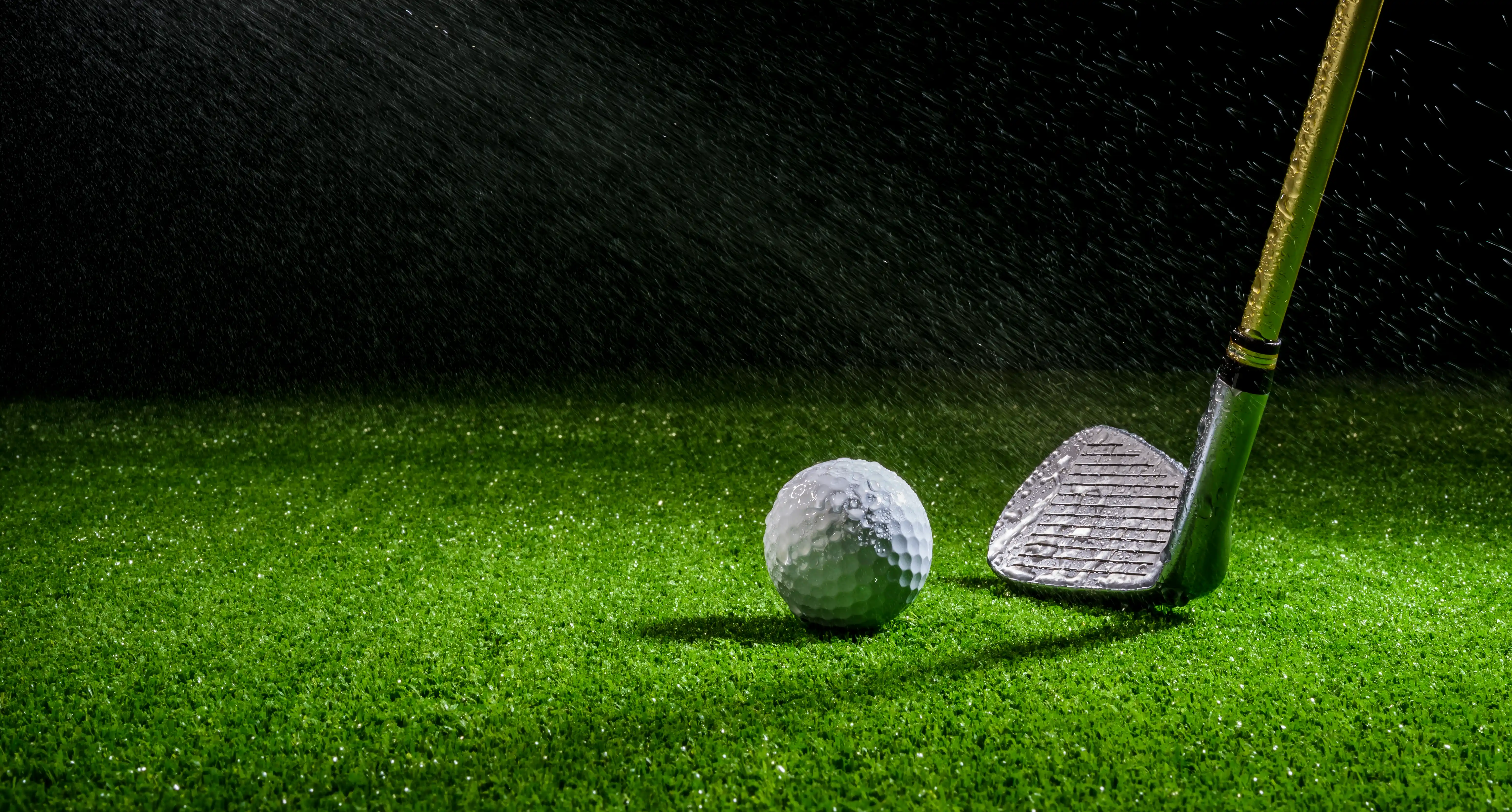 golf in the rain